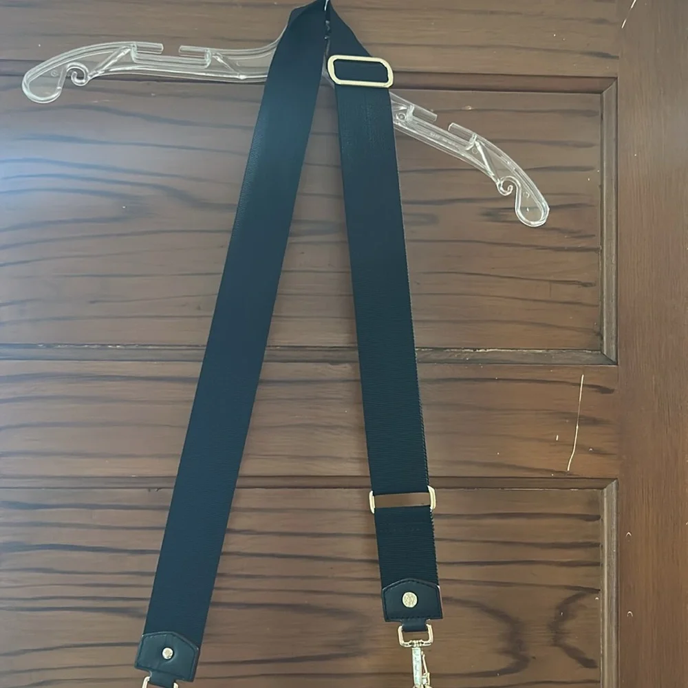 MZ Wallace Soho Tote. Two-Tone Black and Tan Bag - Picture 7 of 16